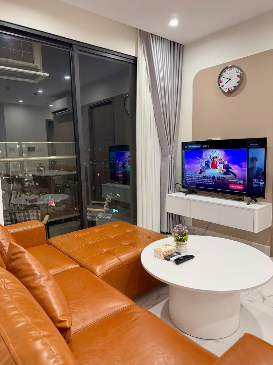 Vinhomes Quận 9 Căn hộ 2 phòng ngủ Apartment in Ho Chi Minh City