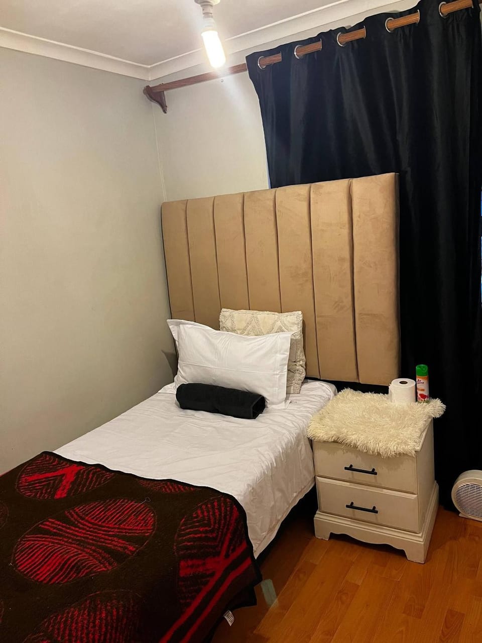 Spacious House Rental with Private Rooms in Cape Town Bed and Breakfast in Cape Town