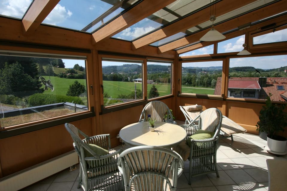 Day, Natural landscape, Garden, View (from property/room), Balcony/Terrace, Seating area, Garden view, Mountain view