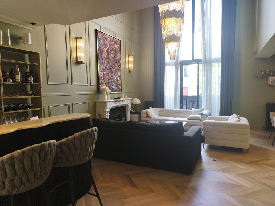 Lounge or bar