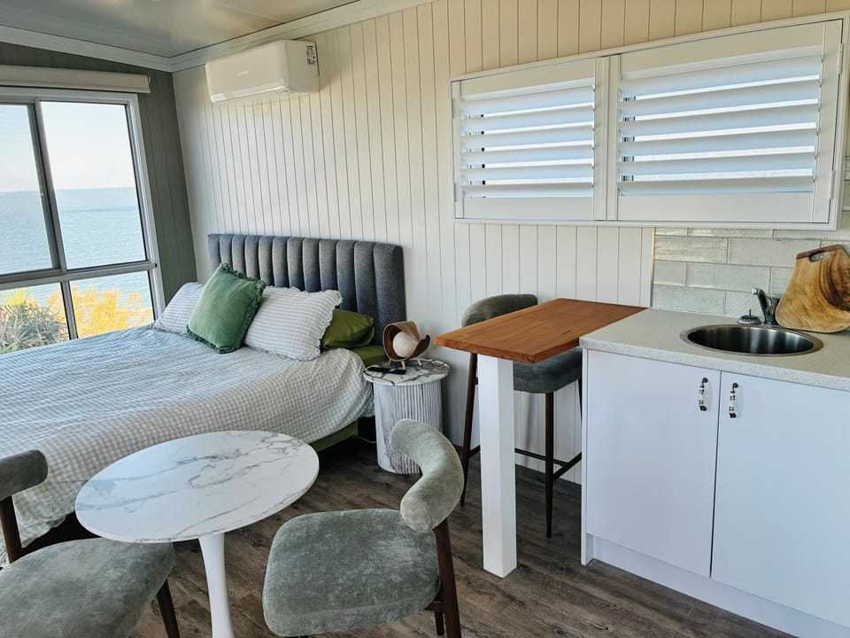 Hidden Bay Hideaway Bed and Breakfast in Zilzie