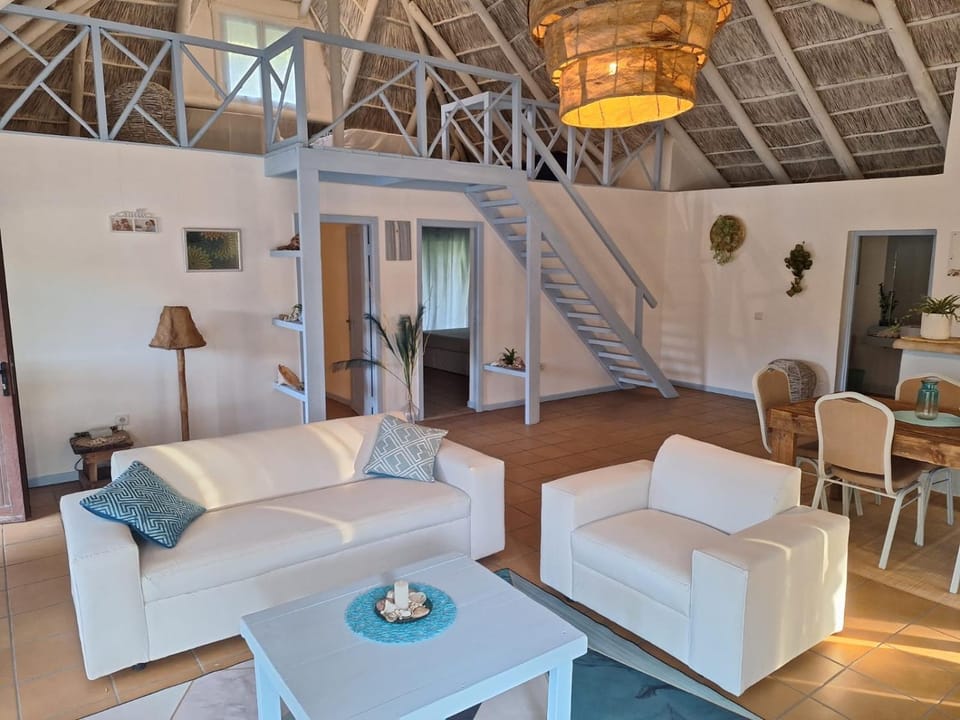Macaneta Beach Villa House in Africa