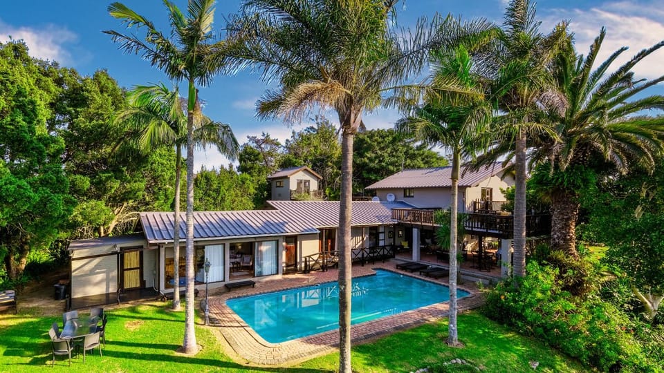 Property building, Garden, Garden view, Swimming pool