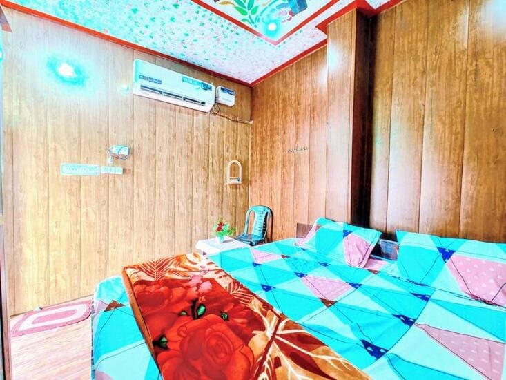 Maa Yati Niwas- 10 Mints walking From Ram Temple Vacation rental in Uttar Pradesh