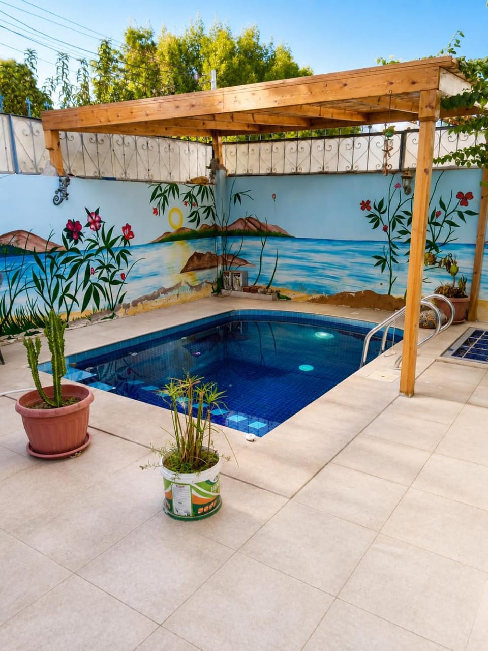 Pool view, Swimming pool, Swimming pool