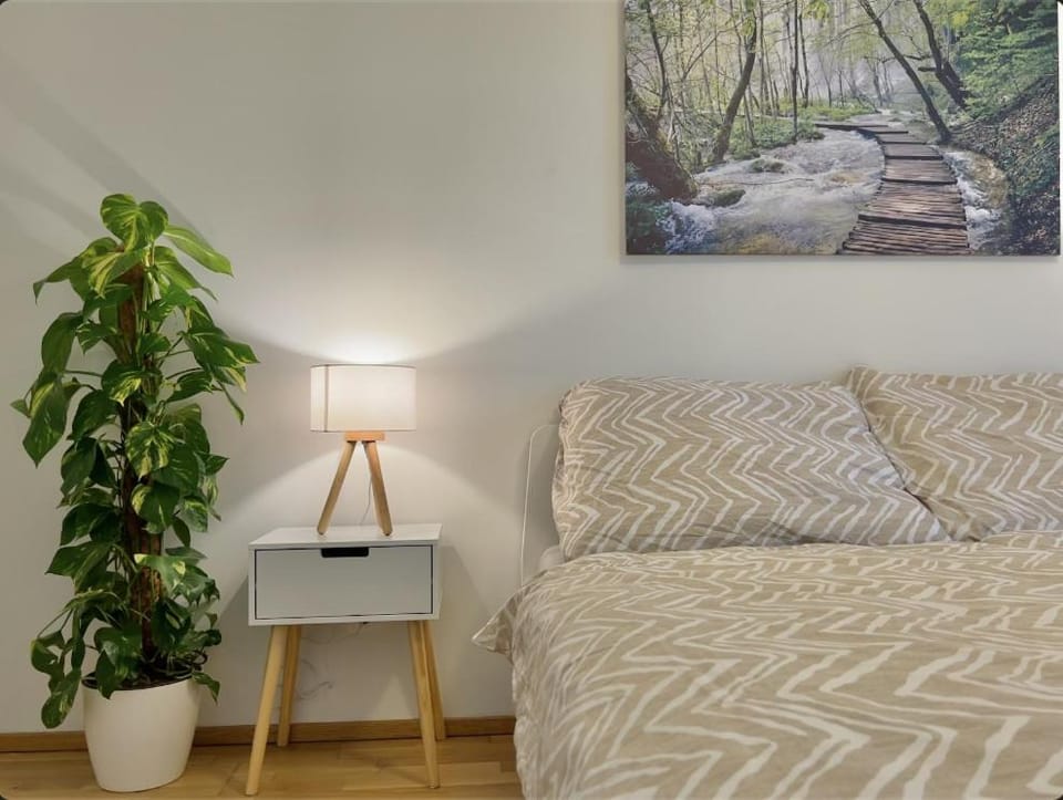 Modern Stylish Apartment with Balcony & Free Parking Apartment in Vienna