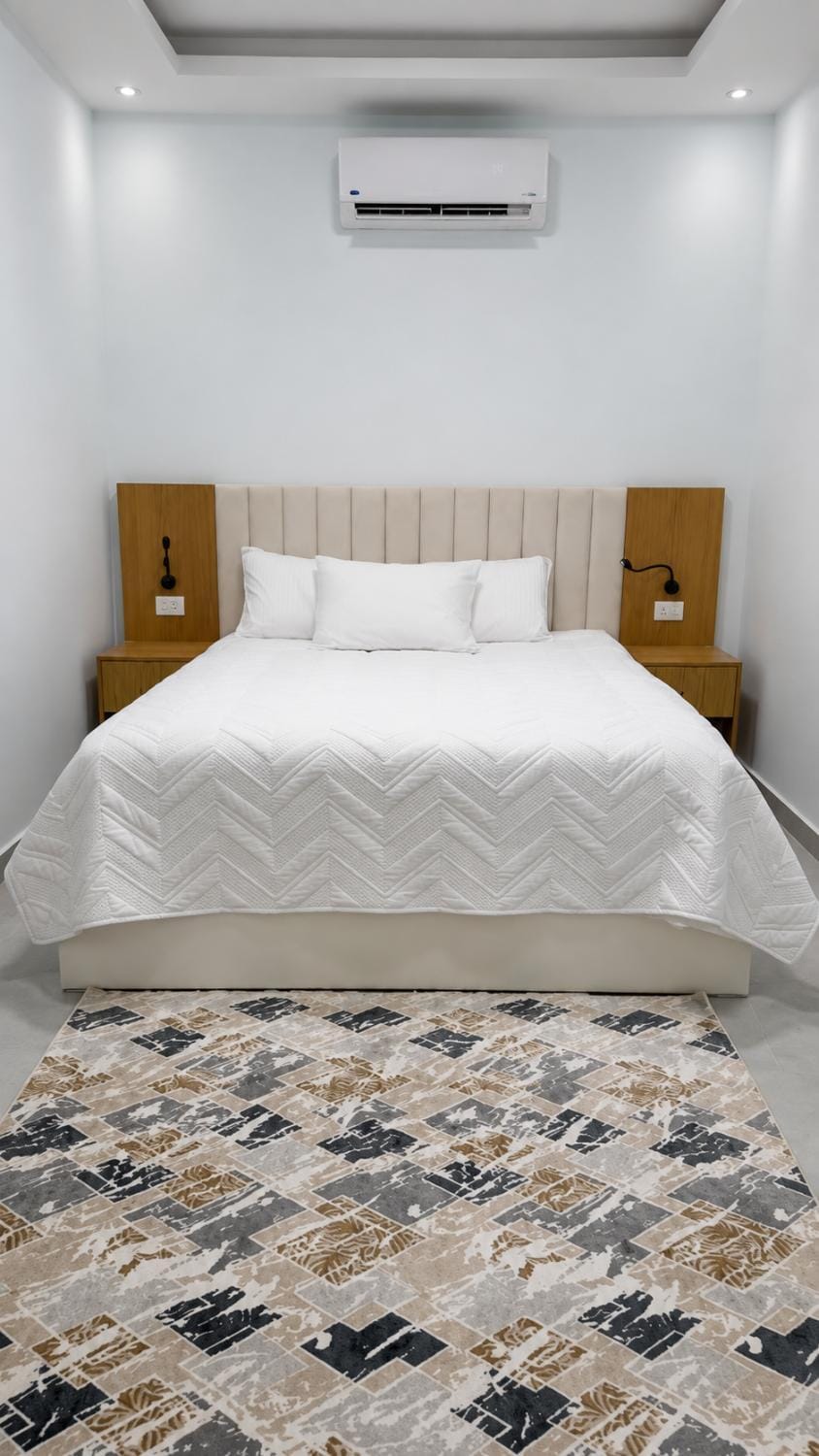 Bedroom, air conditioner