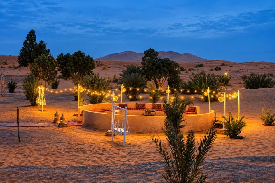 Communal lounge/ TV room, Day, Night, Natural landscape, Evening entertainment, Garden view, Landmark view, Breakfast, Quiet street view