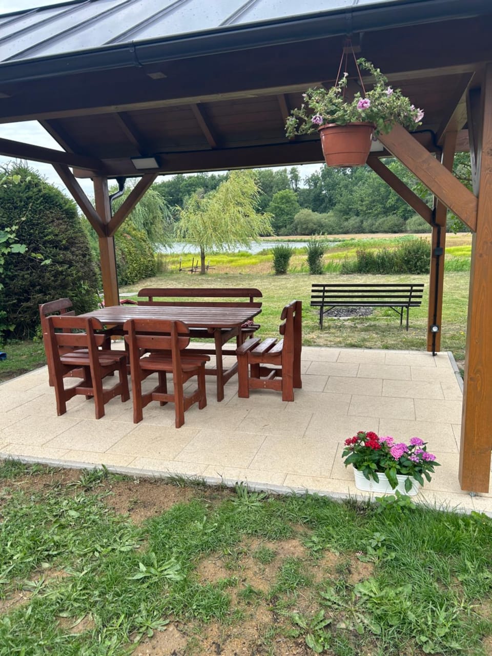 Garden, Lake view