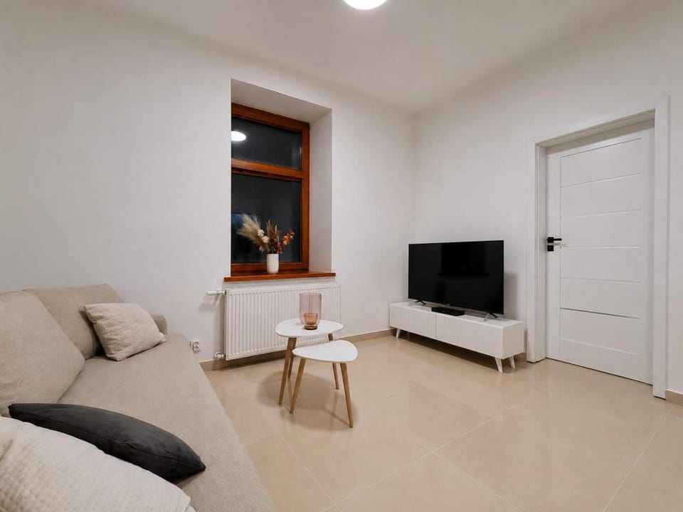 Brick House, Apartment 3F Apartment in Lesser Poland Voivodeship