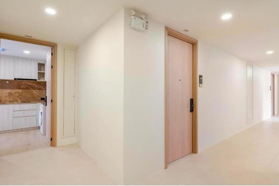 New 1 BR The Ozone condominium Bang Tao, Laguna A514 Apartment in Choeng Thale