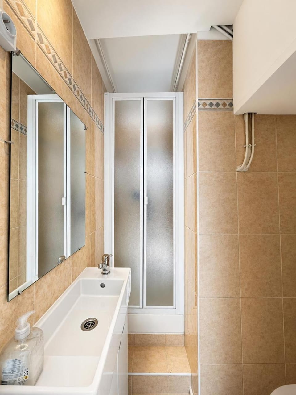 Shower, Bathroom, towels