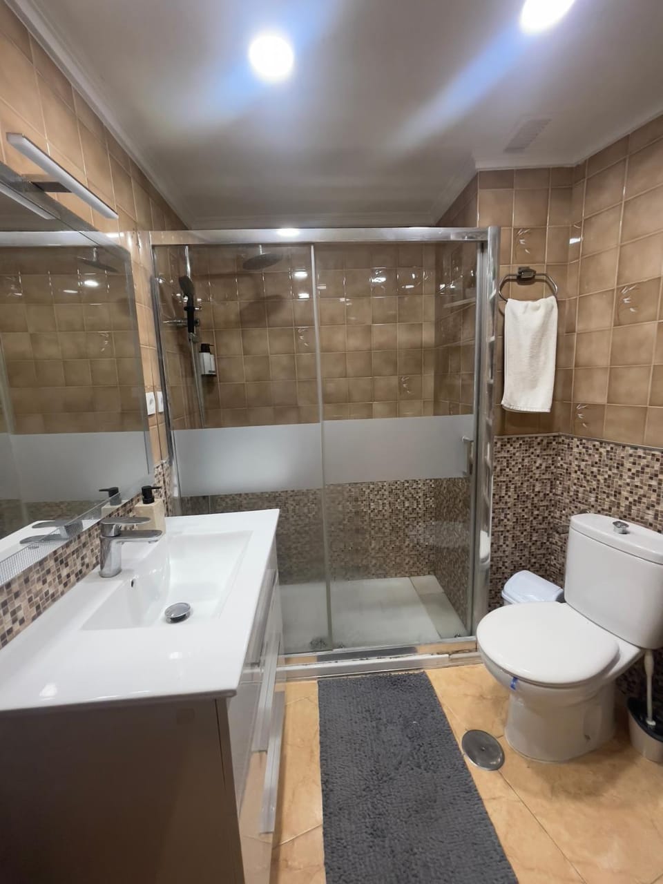 Shower, Bathroom