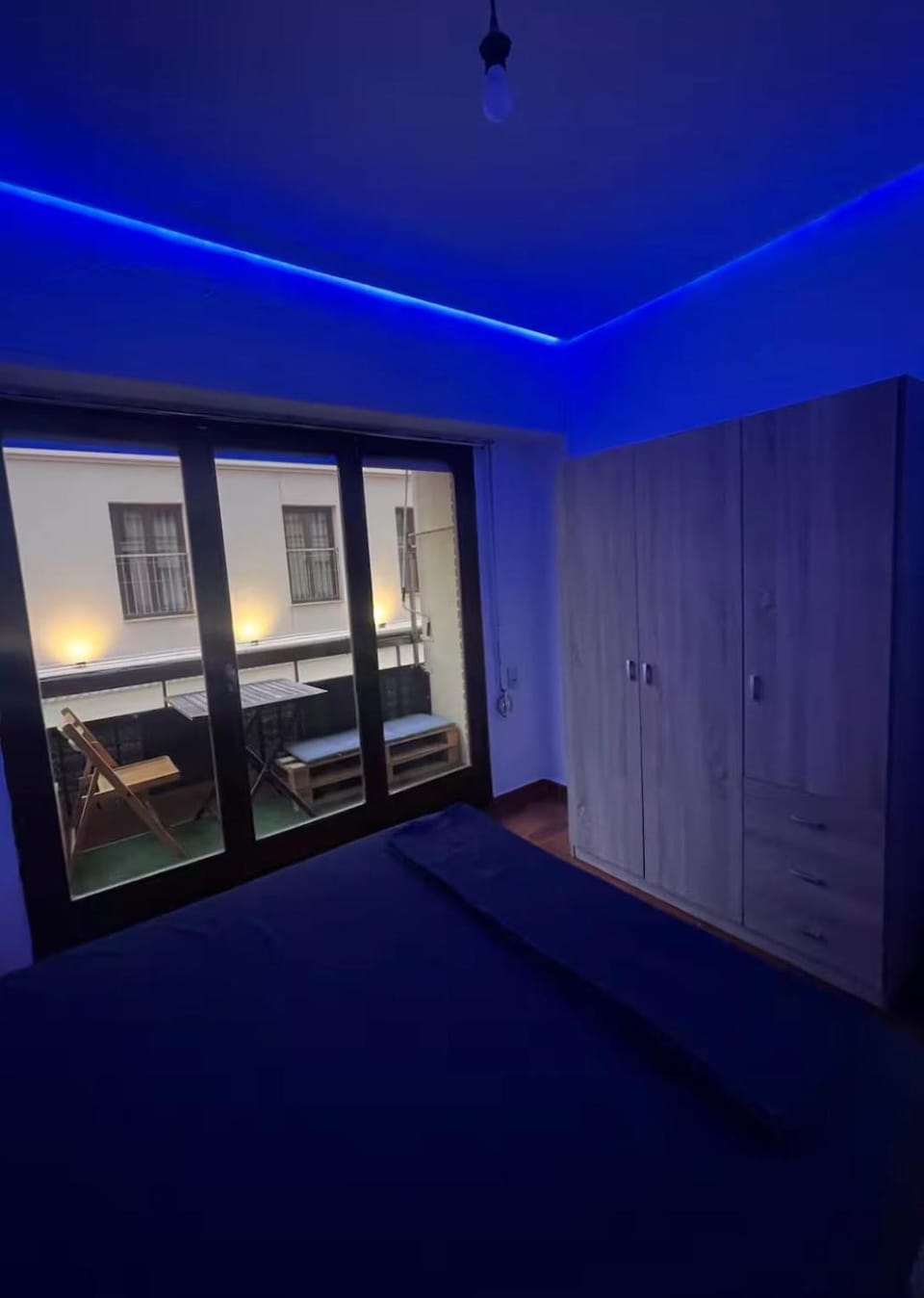 Balcony/Terrace, wardrobe