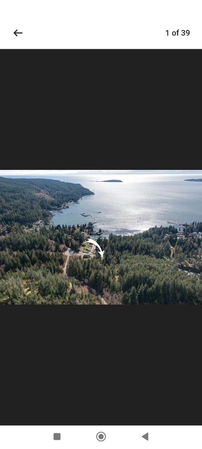 halfmoon bay House in Vancouver Island