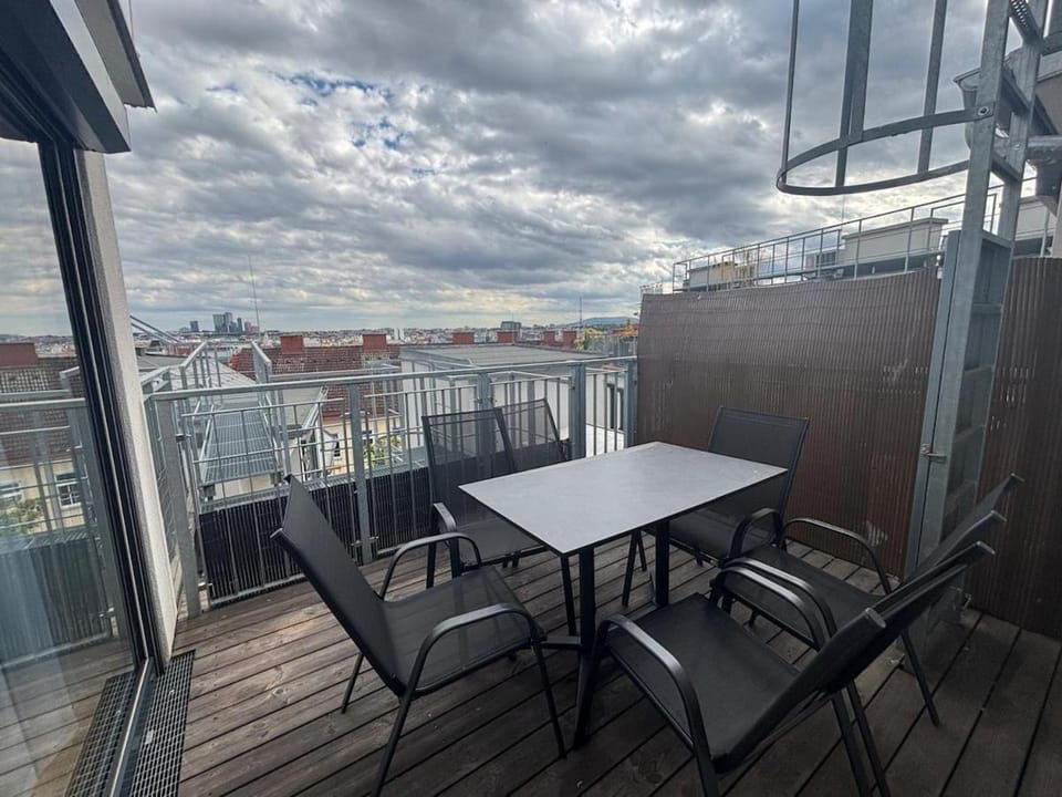3 BDR - Apartment Crystal, near Schönbrunn Palace Apartment in Vienna
