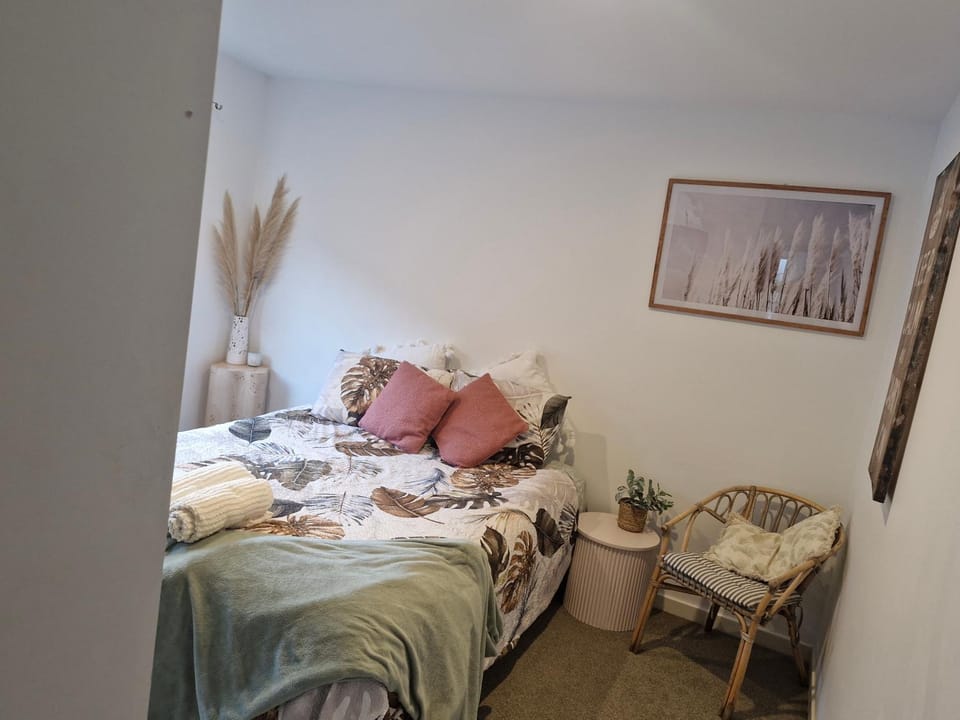 Near beach guest room Vacation rental in Bay Of Plenty