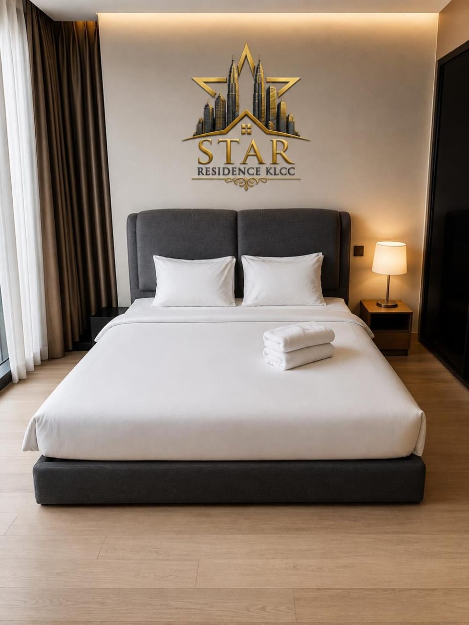 Bed, Photo of the whole room, Bedroom, towels