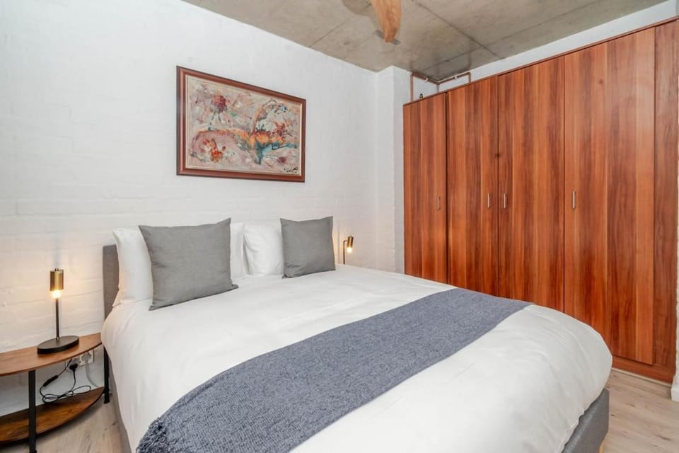 City Style in Woodstock Apartment in Cape Town