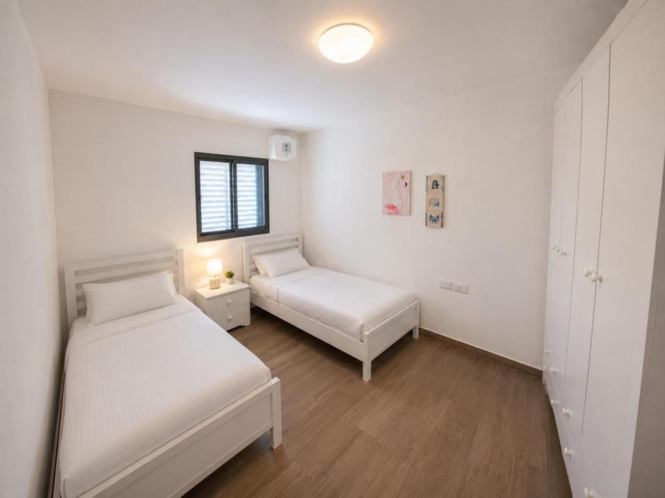 Spacious Kosher Family Home - Ramat Beit Shemesh Apartment in Jerusalem District