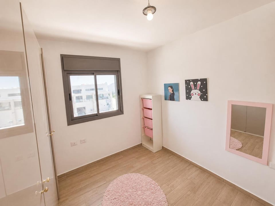 Spacious Kosher Family Home - Ramat Beit Shemesh Apartment in Jerusalem District