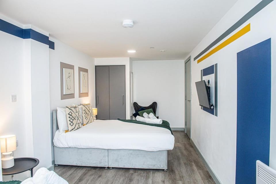 #199 Stylish Liverpool City Apartment - Sleeps 8 Apartment in Liverpool