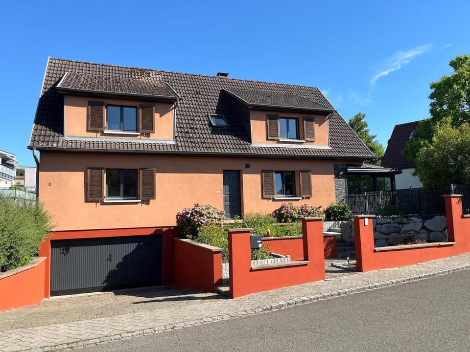 Property building, Neighbourhood, Street view