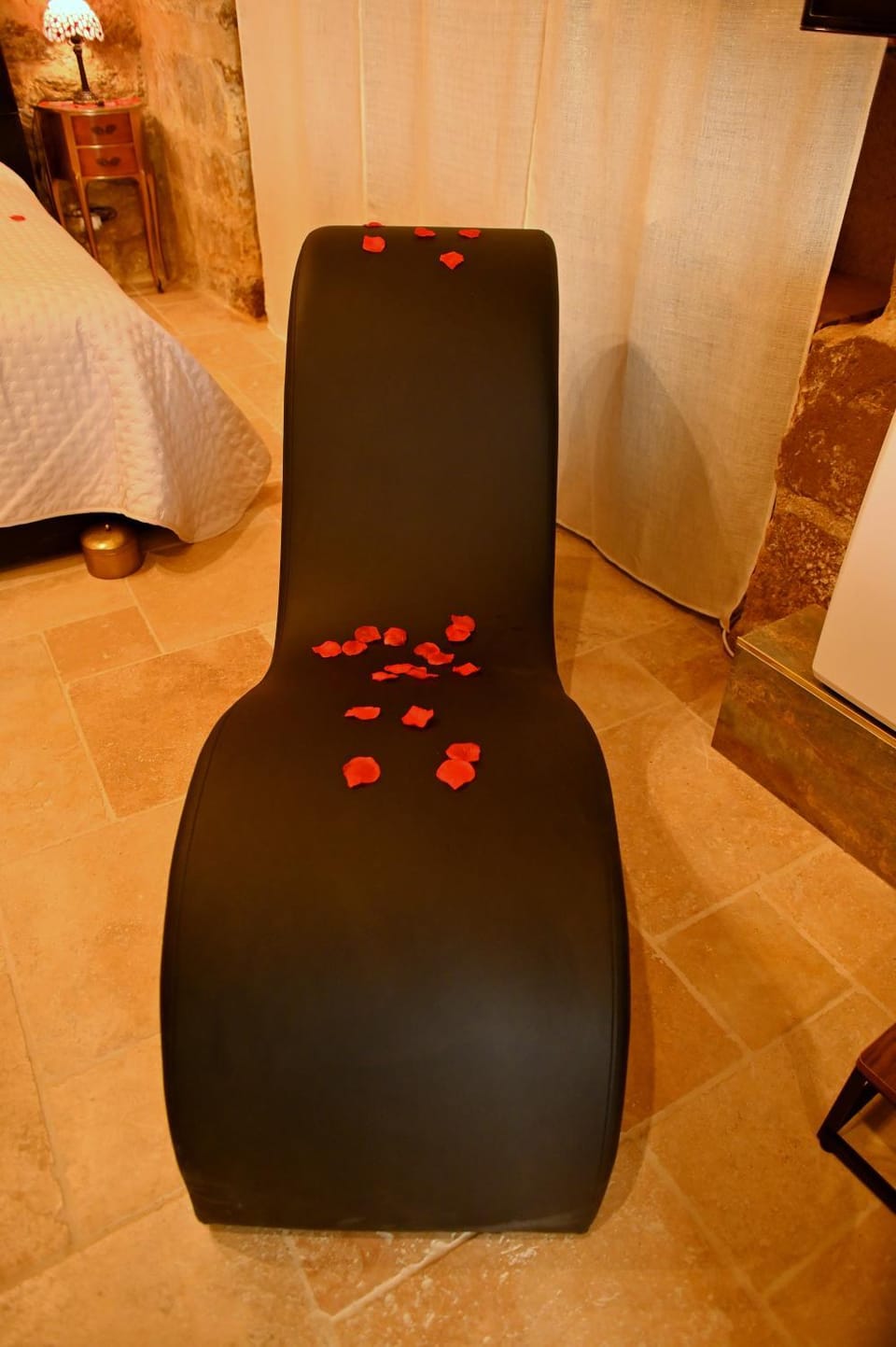 50 Nuances de Grambois Love hotel in French Riviera