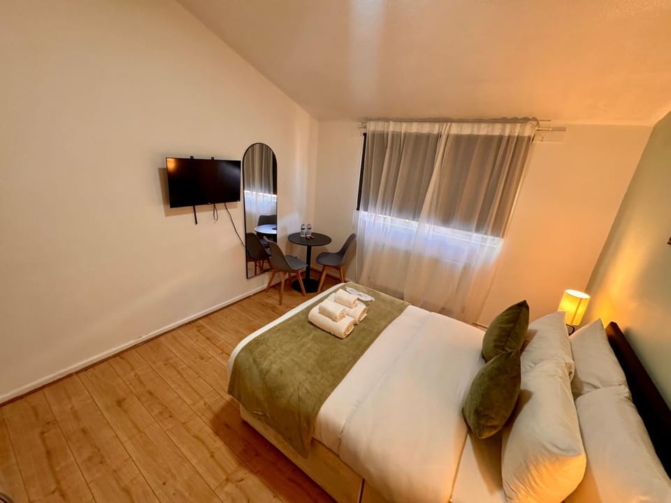 Spacious Double Room Archway Easy Central Access Vacation rental in London Borough of Islington