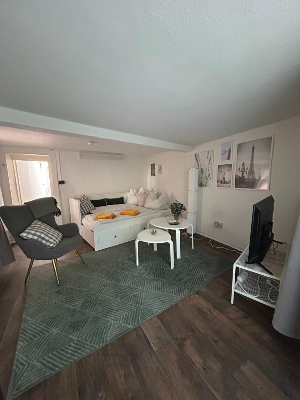 Living room, Seating area, Bedroom