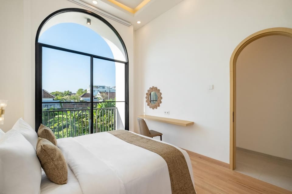 Bed, View (from property/room), Balcony/Terrace, Bedroom