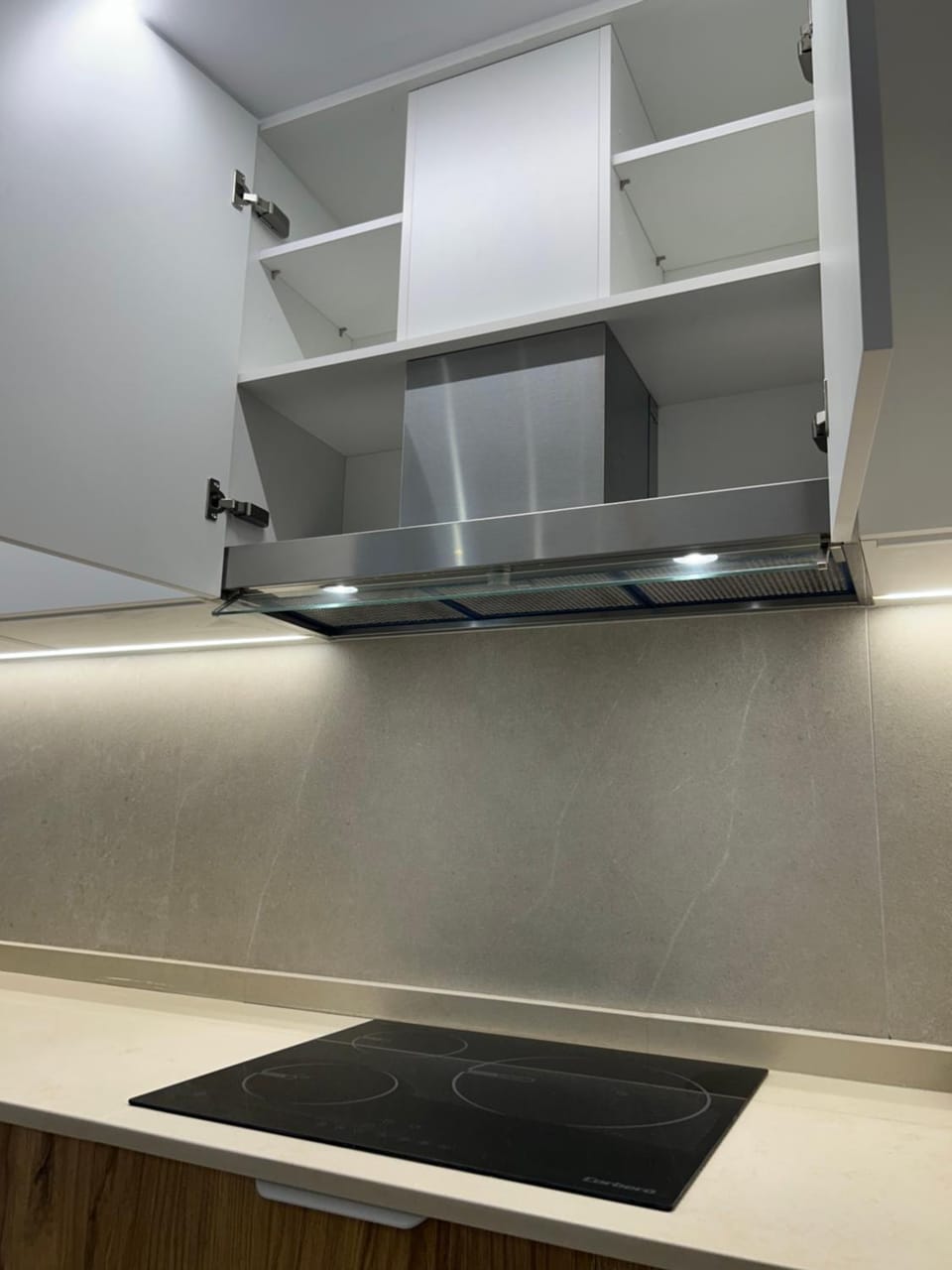 Tirana Apartment in Valencian Community