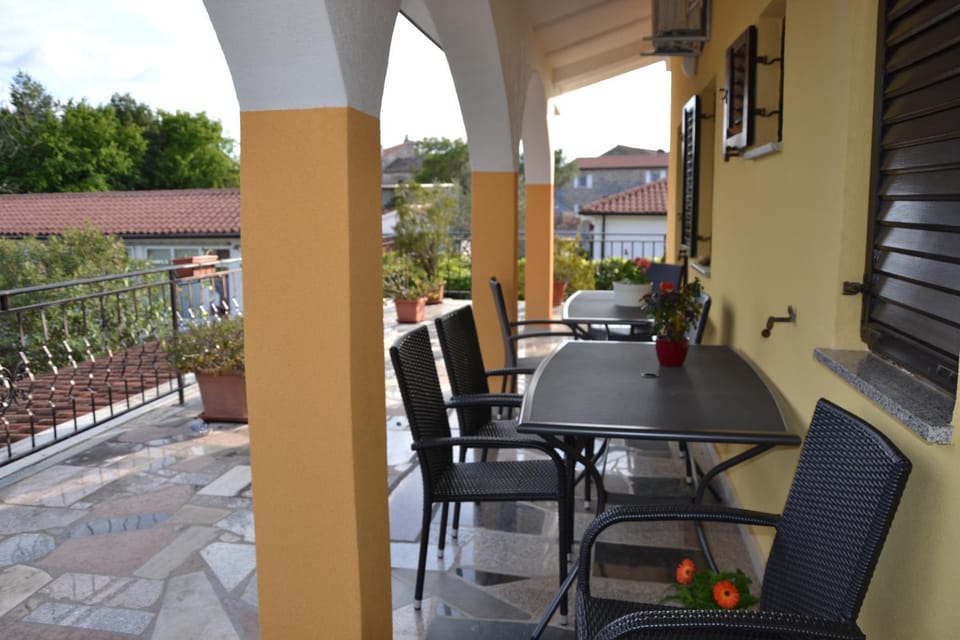 Day, Balcony/Terrace