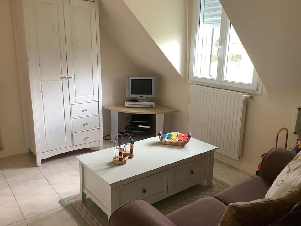 Ty Charmain Beautiful 4 bed Country cottage Pool Villa in Brittany