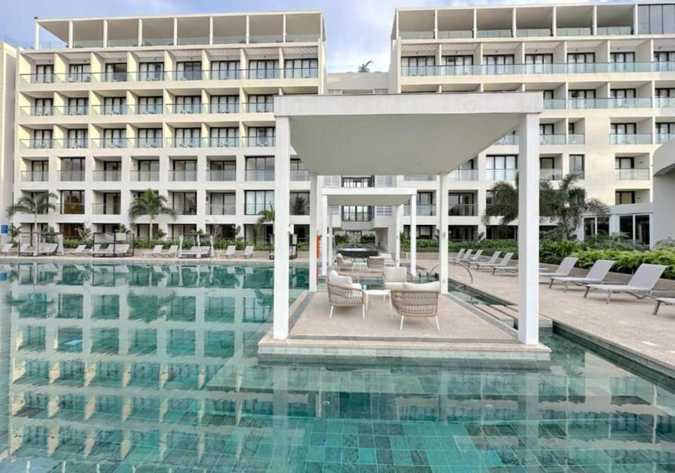 1BR King and sofa bed livingroom, Pool, Balcony, WiFi, Nuevo Vallarta Apartment in Nuevo Vallarta