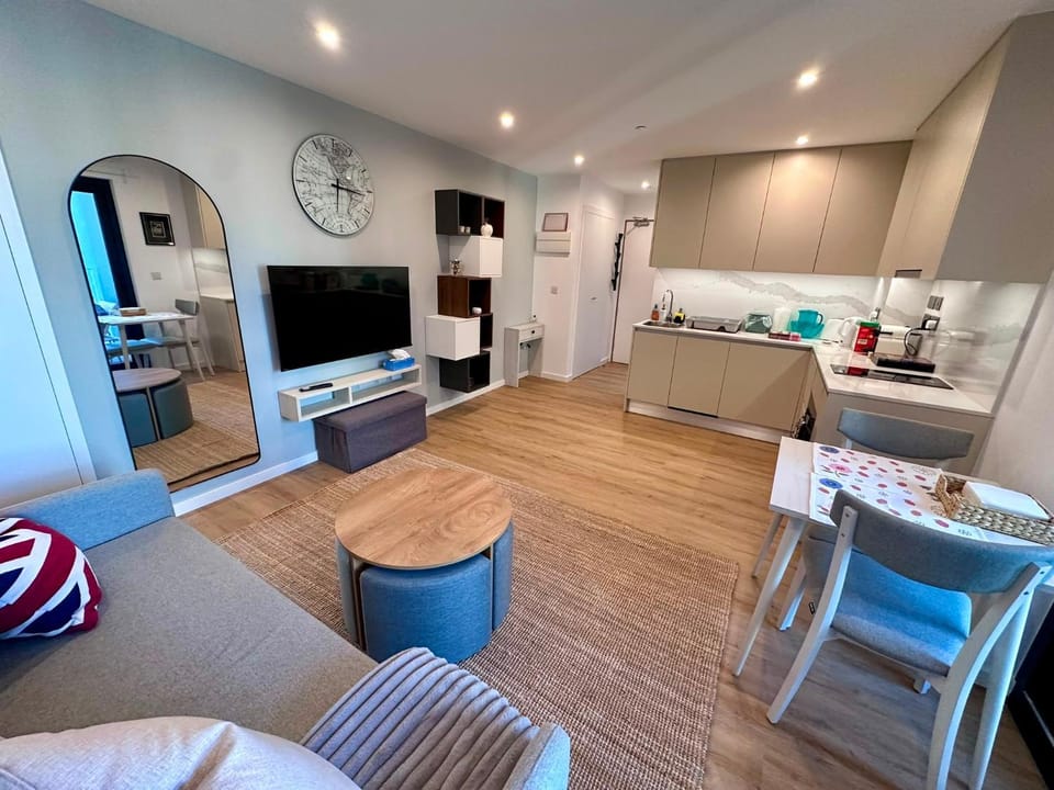 Living room, kitchen