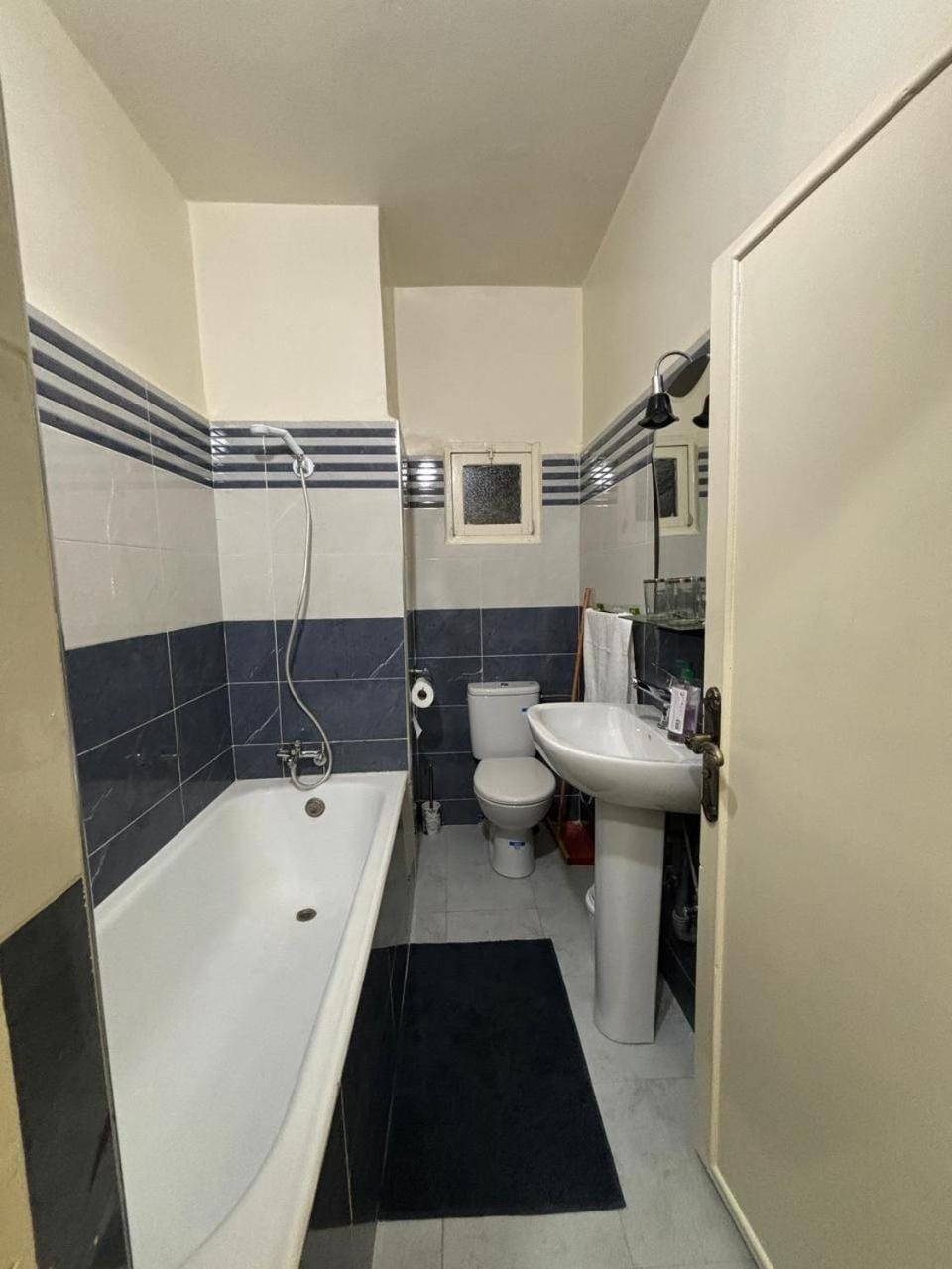 Toilet, Bathroom, Bath