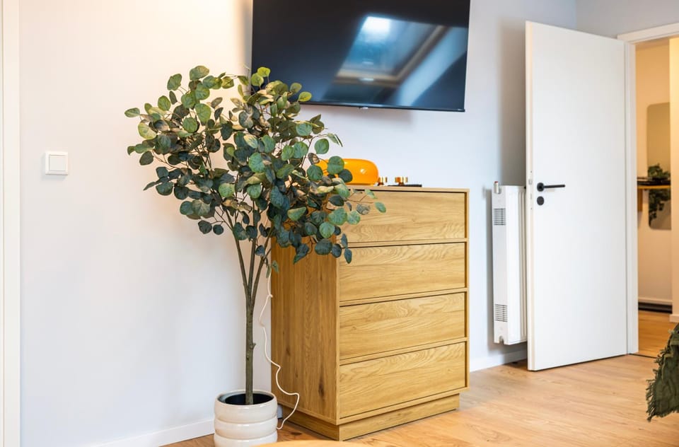 Kitchen or kitchenette, wardrobe
