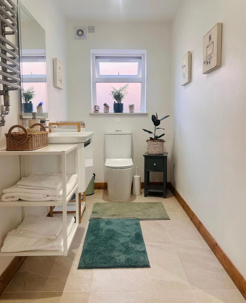 Roses Retreat Apartment in Wycombe District