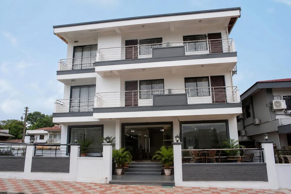 HOTEL MItoroS Apartment in Candolim