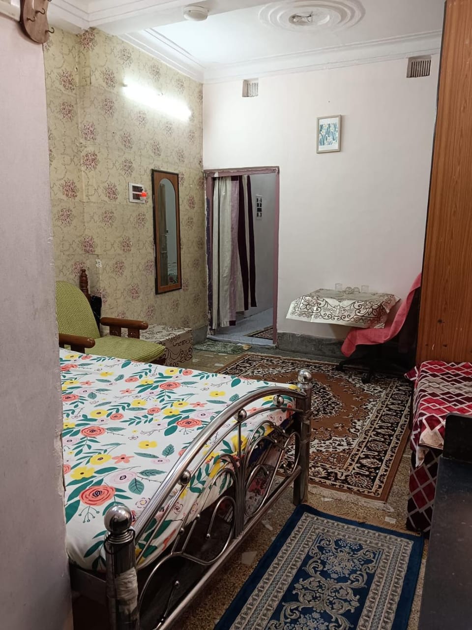 out side room on ground floor Apartment in Kolkata