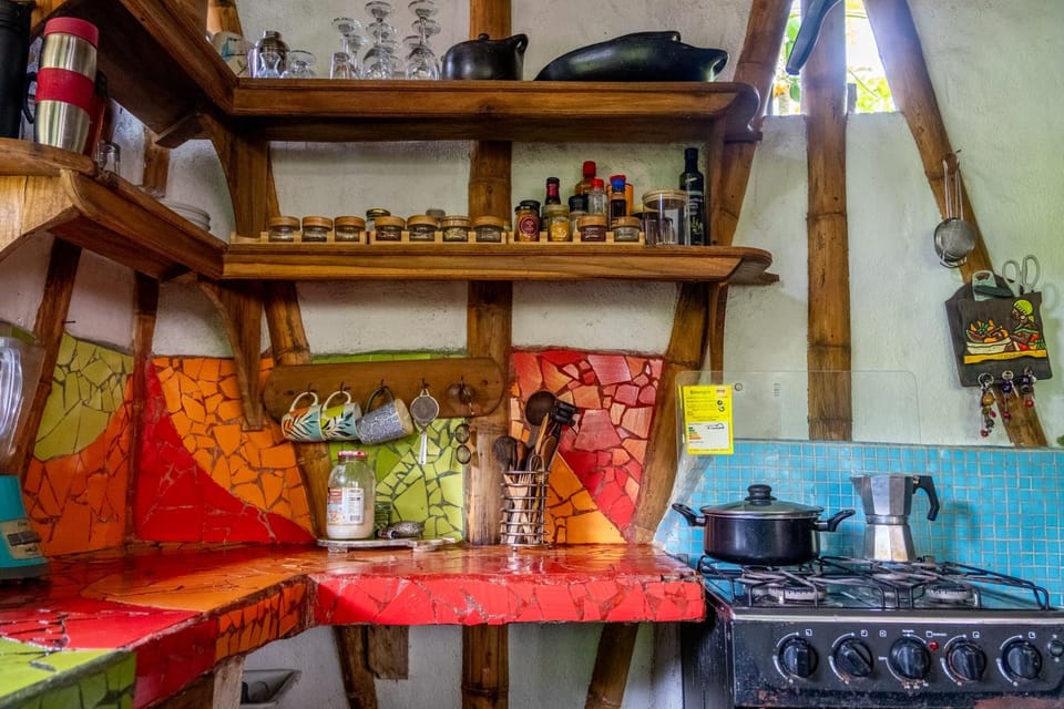 Kitchen or kitchenette, Communal kitchen