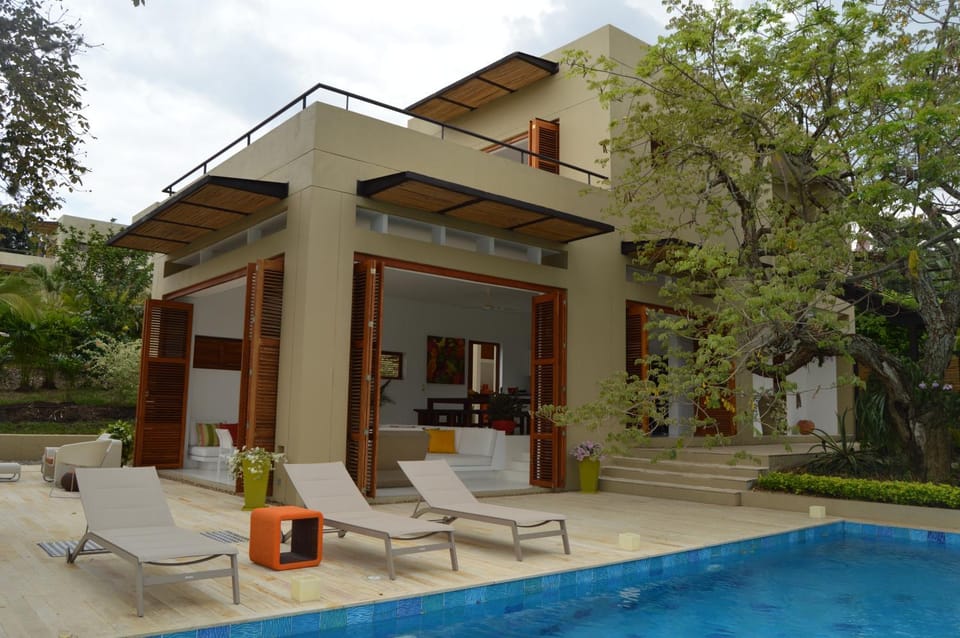 Property building, Facade/entrance, Day, Swimming pool