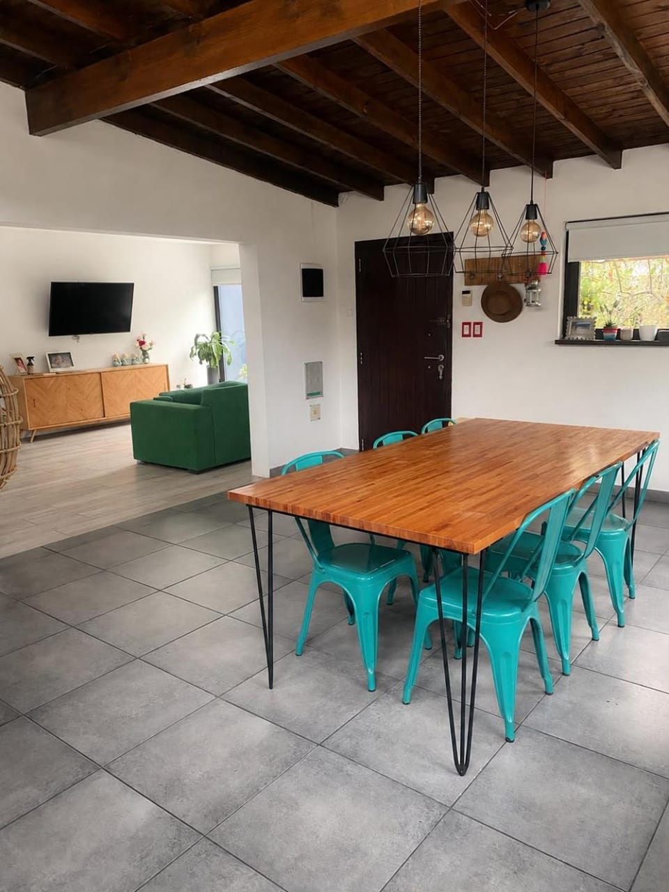 TV and multimedia, Kitchen or kitchenette, Dining area