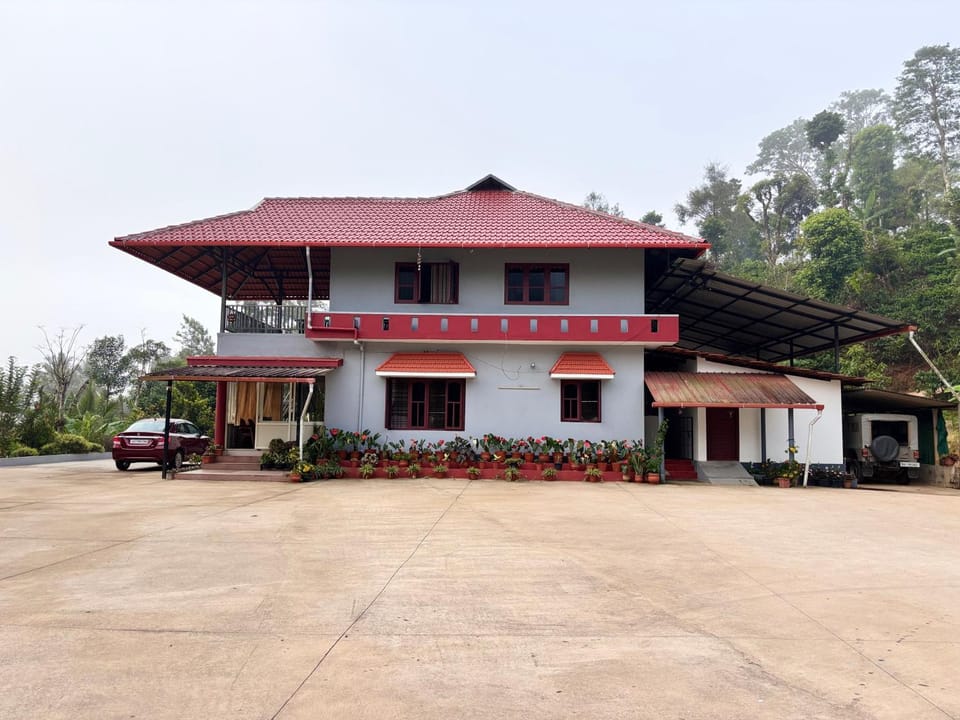 Meadow View Homestay House in Karnataka