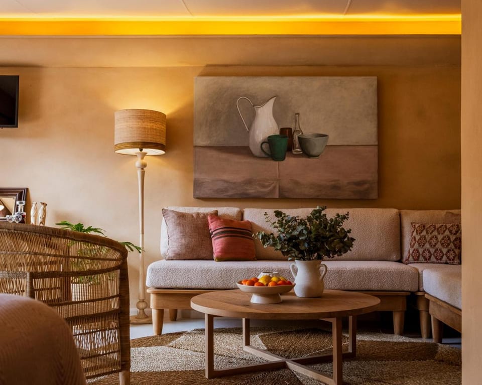 Living room, Seating area