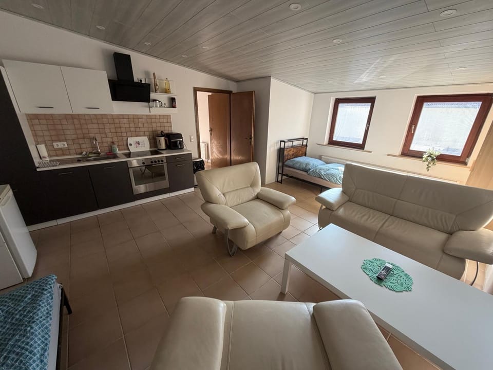 Kitchen or kitchenette, Seating area, Dining area