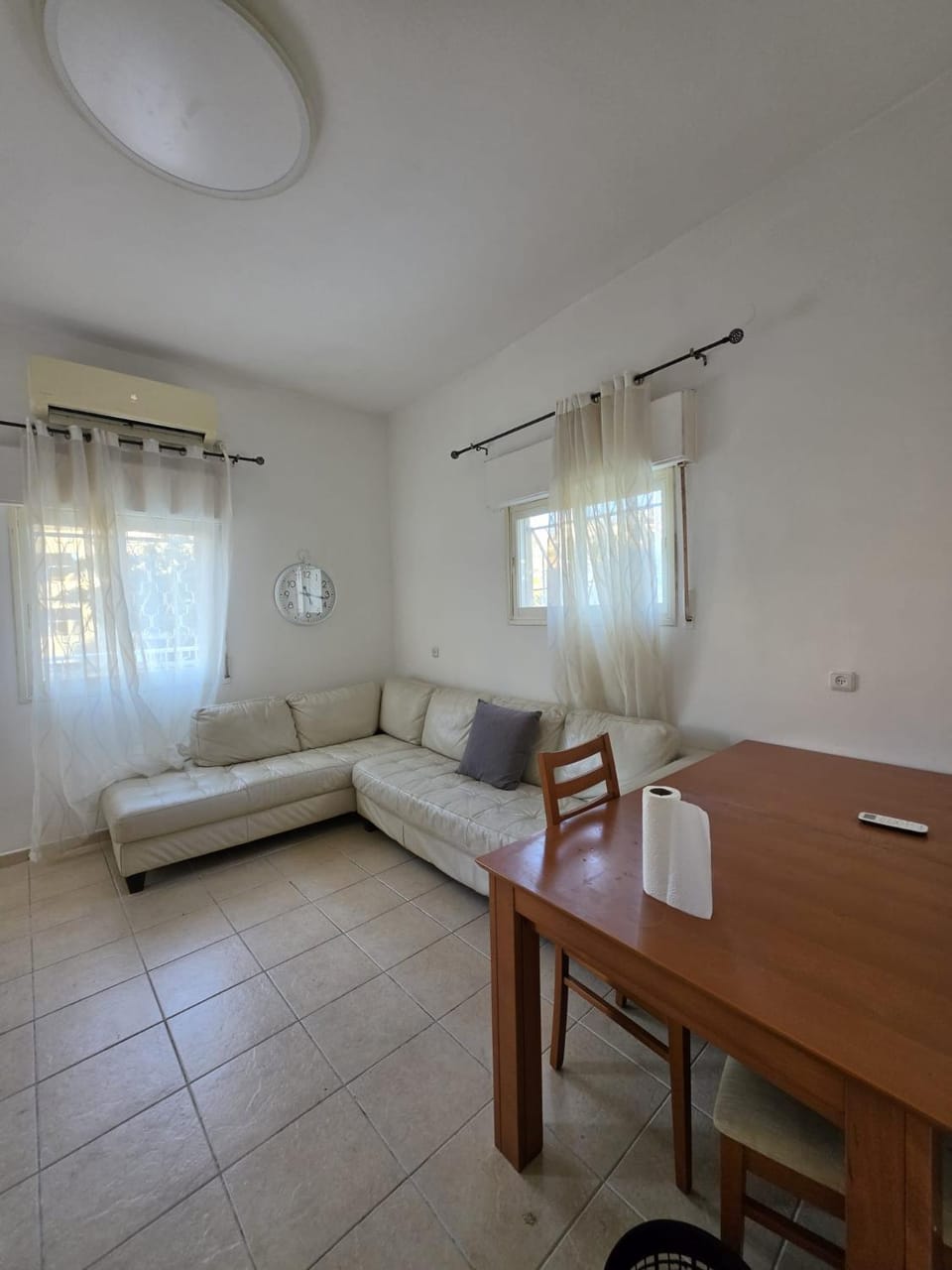 Beautifully renovated 120 sqm apartment away from home in Haifa! הנגב 48 Apartment in Haifa