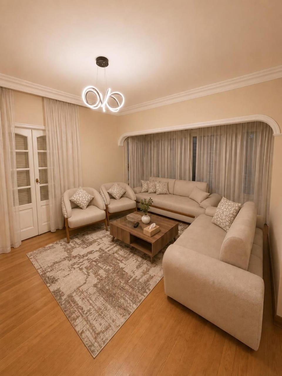 Living room, Seating area