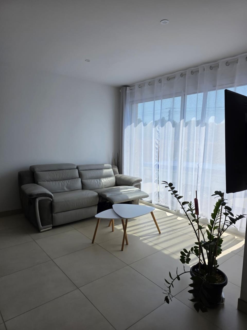 Chambre climatisé tout confort avec accès spa extérieur Vacation rental in Occitanie